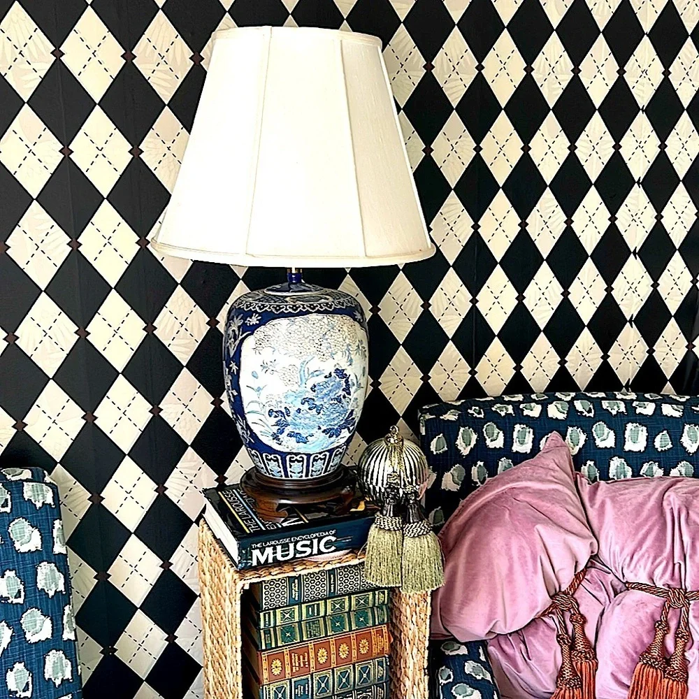 Vintage Chinoiserie Textured Table Lamp – Cultured‎ Elegance